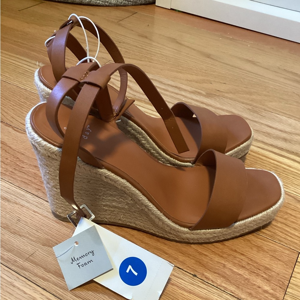 Size 7 Cognac Sandal